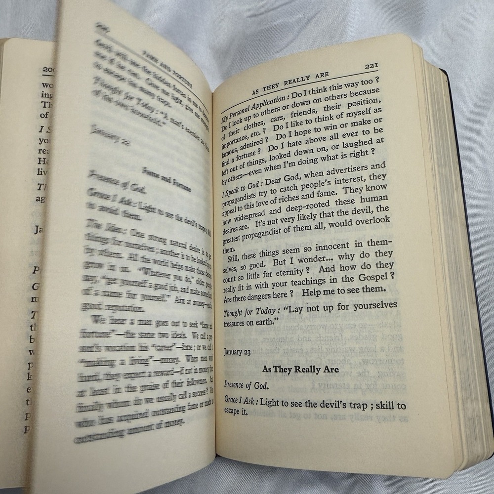 1958 MENTAL PRAYER: CHALLENGE TO THE LAY APOSTLE PRAYER MANUAL STORED - Picture 8 of 9
